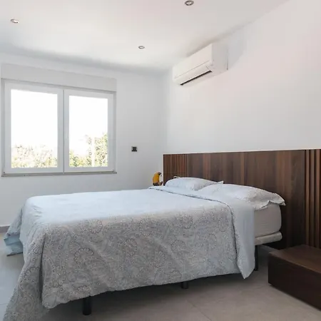 فيلة 6 Bed Modern Luxury 5 Min Walk To Beach! *