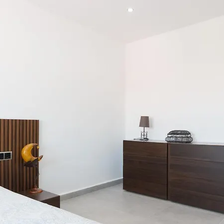 فيلة 6 Bed Modern Luxury 5 Min Walk To Beach! *