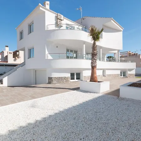 Villa 6 Bed Modern Luxury 5 Min Walk To Beach! Torrevieja